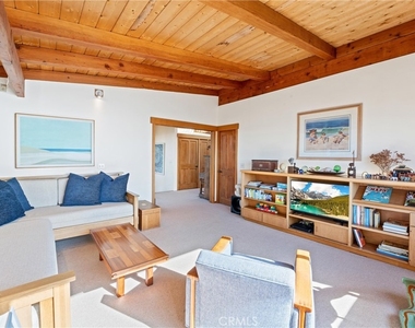 1911 Ocean Way - Photo Thumbnail 20