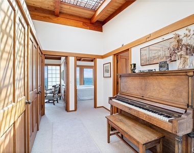 1911 Ocean Way - Photo Thumbnail 16