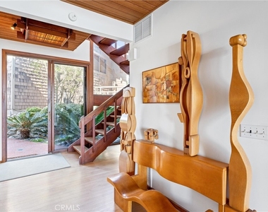 1911 Ocean Way - Photo Thumbnail 13