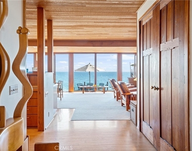 1911 Ocean Way - Photo Thumbnail 5