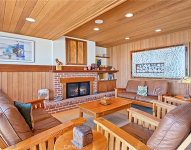 1911 Ocean Way - Photo Thumbnail 11