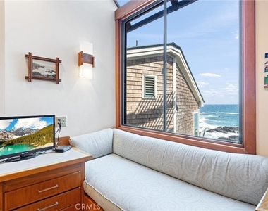 1911 Ocean Way - Photo Thumbnail 9