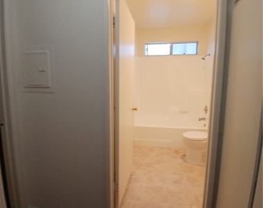 14551 Vose Street - Photo Thumbnail 7