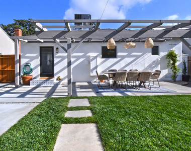 6167 Costello Avenue - Photo Thumbnail 44