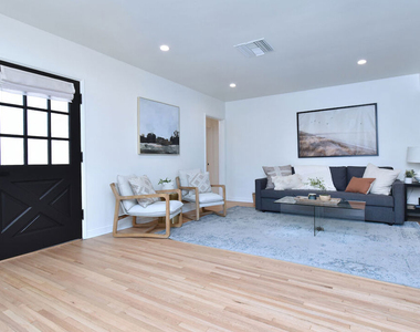 6167 Costello Avenue - Photo Thumbnail 9