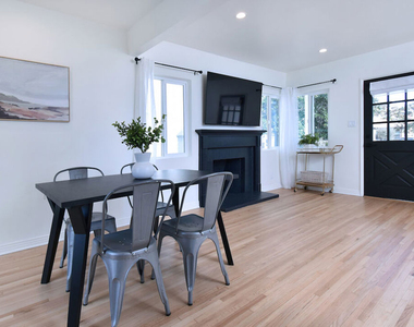 6167 Costello Avenue - Photo Thumbnail 13