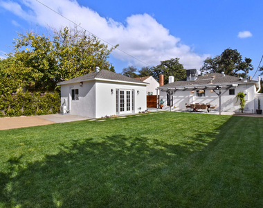 6167 Costello Avenue - Photo Thumbnail 46