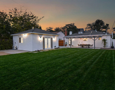 6167 Costello Avenue - Photo Thumbnail 45