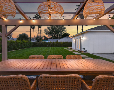 6167 Costello Avenue - Photo Thumbnail 41