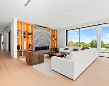 5340 Whitman - Photo Thumbnail 14