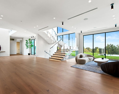 5340 Whitman - Photo Thumbnail 7