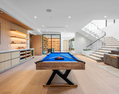 5340 Whitman - Photo Thumbnail 19