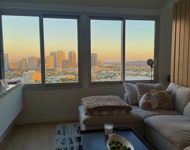 10501 Wilshire Boulevard - Photo Thumbnail 18