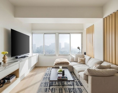 10501 Wilshire Boulevard - Photo Thumbnail 4