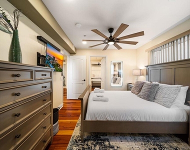 886 Felspar St - Photo Thumbnail 26