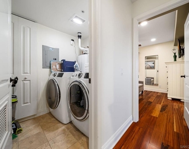 886 Felspar St - Photo Thumbnail 35