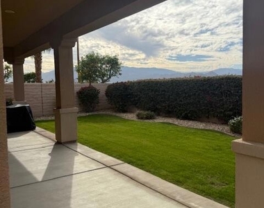 41085 Calle Pampas - Photo Thumbnail 24