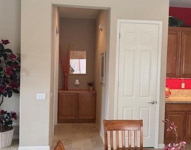 41085 Calle Pampas - Photo Thumbnail 9