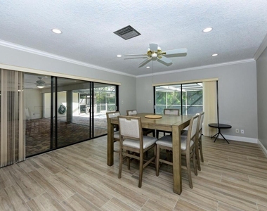 5979 Pinebrook Drive - Photo Thumbnail 15