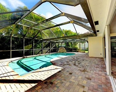 5979 Pinebrook Drive - Photo Thumbnail 6