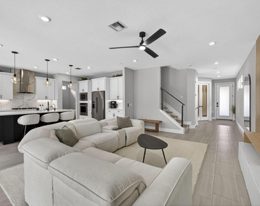 12534 Triumph Lane - Photo Thumbnail 9