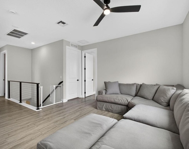 12534 Triumph Lane - Photo Thumbnail 22