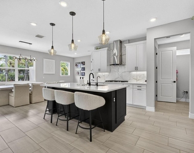 12534 Triumph Lane - Photo Thumbnail 13