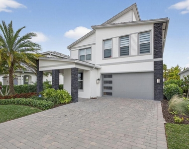 12534 Triumph Lane - Photo Thumbnail 1