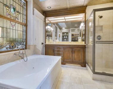 137 S Oak Street - Photo Thumbnail 54