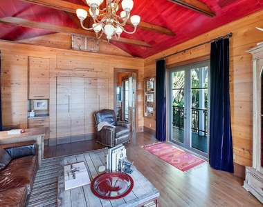 137 S Oak Street - Photo Thumbnail 18
