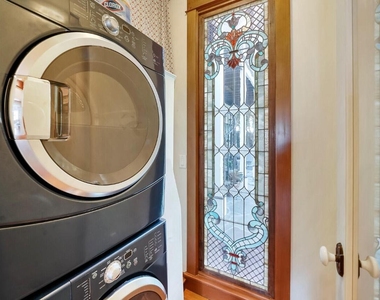 137 S Oak Street - Photo Thumbnail 47