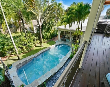 137 S Oak Street - Photo Thumbnail 14