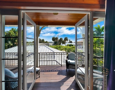 137 S Oak Street - Photo Thumbnail 22
