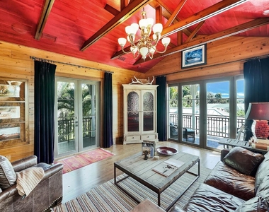 137 S Oak Street - Photo Thumbnail 21