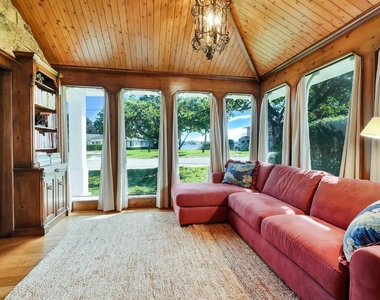 137 S Oak Street - Photo Thumbnail 49