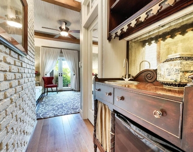 137 S Oak Street - Photo Thumbnail 44