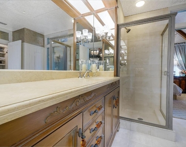 137 S Oak Street - Photo Thumbnail 52