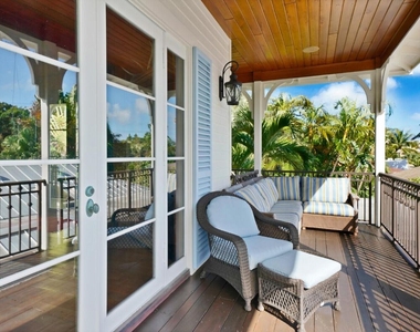 137 S Oak Street - Photo Thumbnail 23