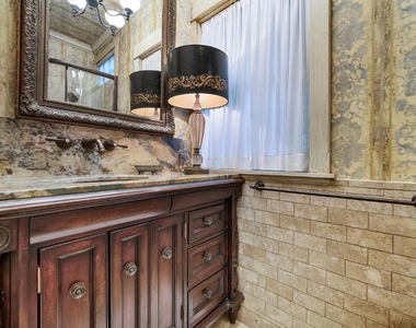 137 S Oak Street - Photo Thumbnail 45