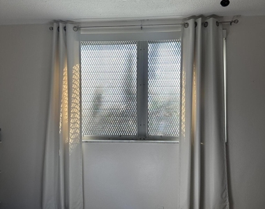 2565 S Ocean Boulevard - Photo Thumbnail 7