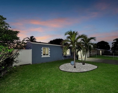 3331 Lake Avenue - Photo Thumbnail 28