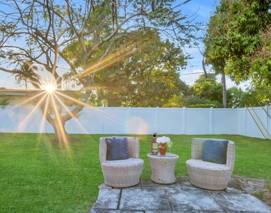 3331 Lake Avenue - Photo Thumbnail 14