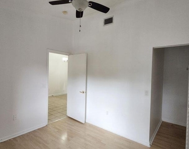 3810 N Jog Road - Photo Thumbnail 13