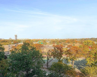 61-20 Grand Central Parkway - Photo Thumbnail 12