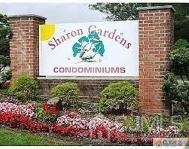 512 Sharon Garden Drive - Photo Thumbnail 1