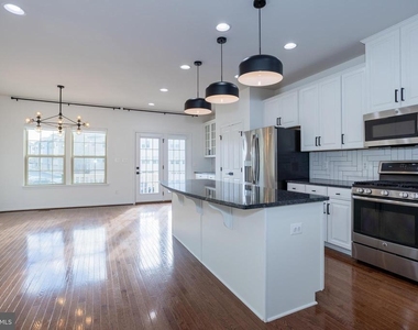 2023 Serviceberry Road - Photo Thumbnail 12