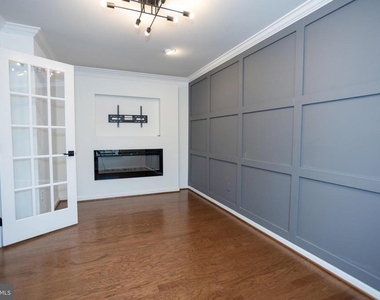 2023 Serviceberry Road - Photo Thumbnail 3