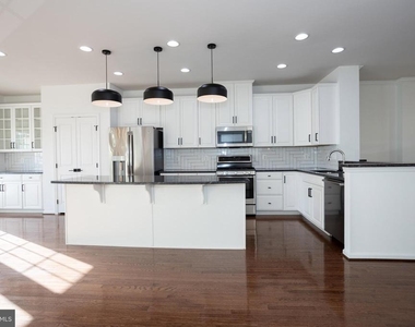 2023 Serviceberry Road - Photo Thumbnail 17