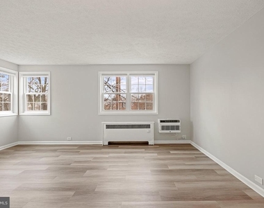 235 N George Mason Drive - Photo Thumbnail 5