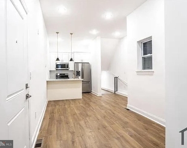 653 N Preston Street - Photo Thumbnail 1